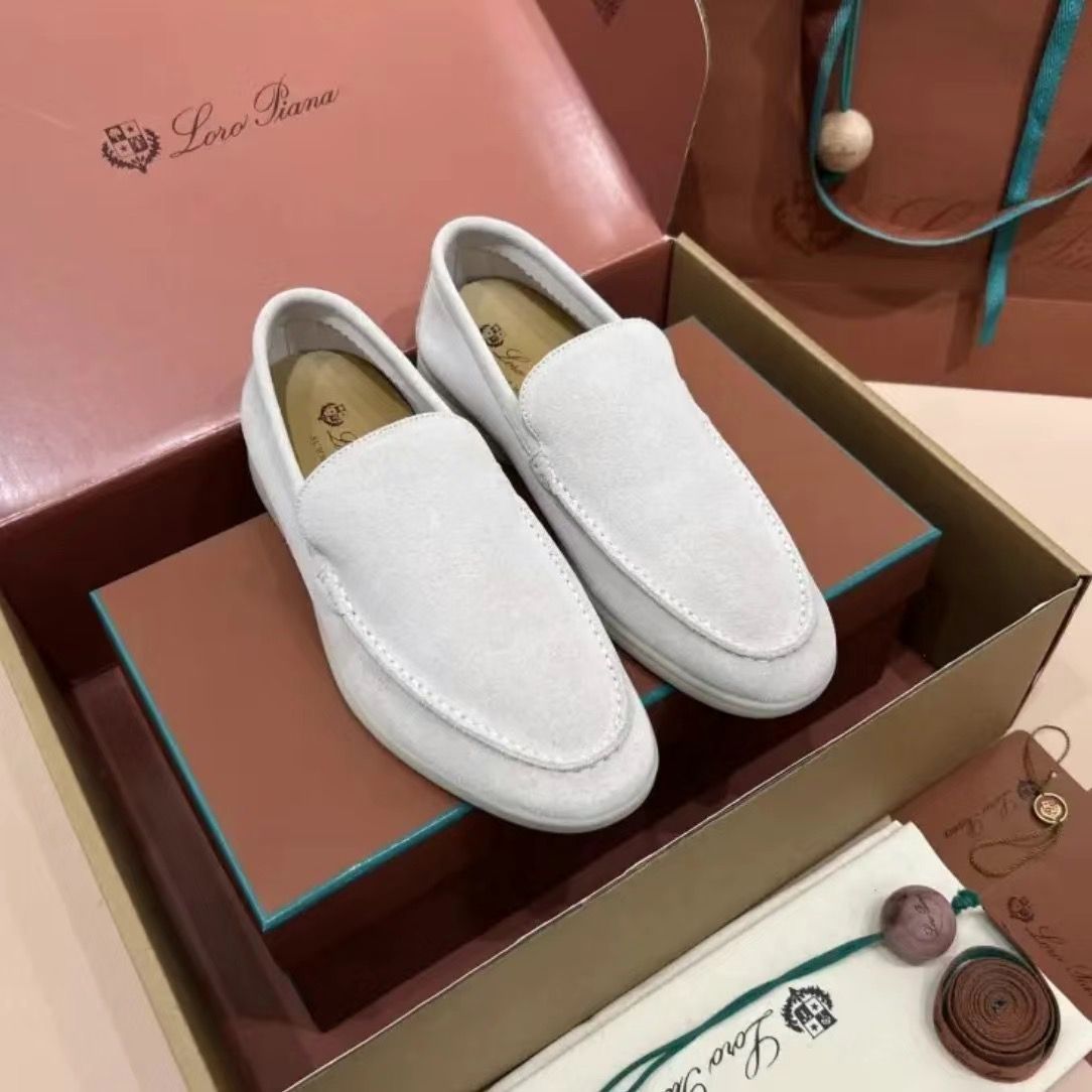 Classic Leather Loafers - Timeless Moccasin Construction