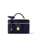 Black Chain Pouch 19
