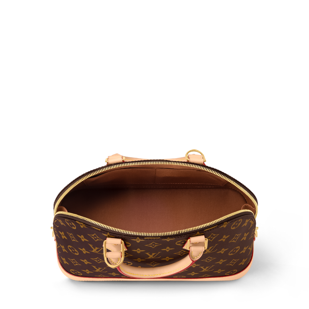 C leather handbag 32