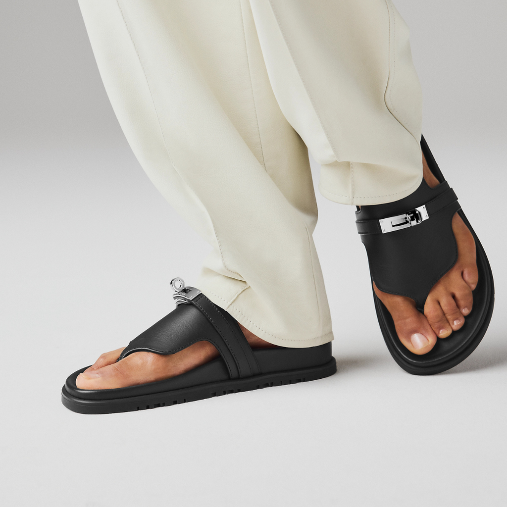 Iconic H Black leather Sandal